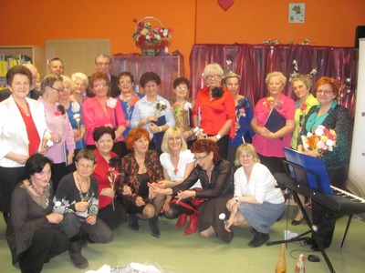 Spotkanie w kwiatach oraz koncert Olibabek (08.03.2013)