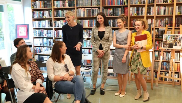 Manufaktura piękna. Dzień Mamy w bibliotece. 