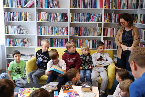 Lekcja biblioteczna - klasa 2b SP3